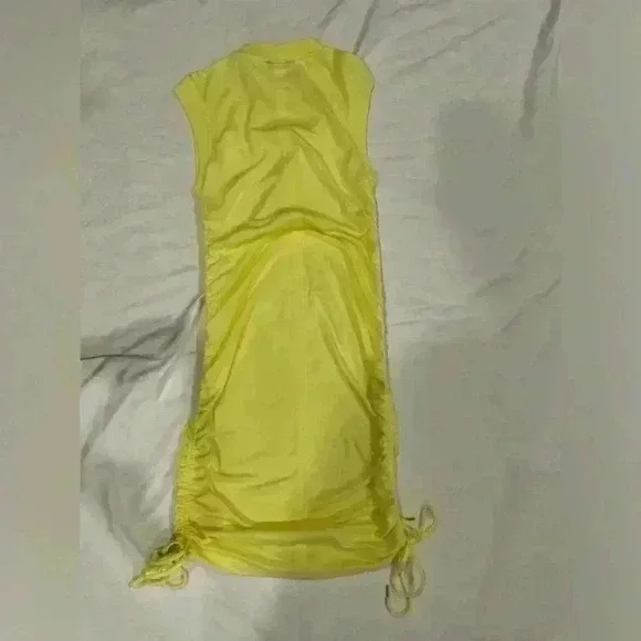 Jennifer Lopez Midi Dress Size Medium Yellow - Picture 8 of 8